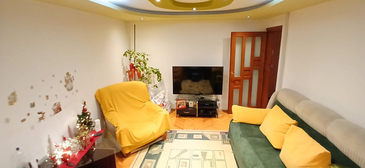 Apartament cu 3 camere in Calea Aradului, la 5 minute de Iulius Mall 2, foxfort.ro