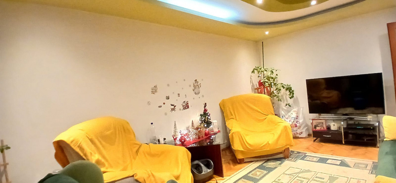 Apartament cu 3 camere in Calea Aradului, la 5 minute de Iulius Mall 3, foxfort.ro