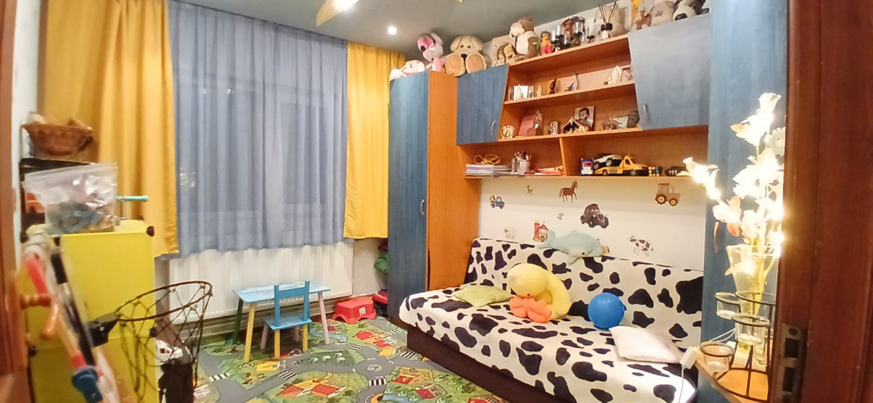 Apartament cu 3 camere in Calea Aradului, la 5 minute de Iulius Mall 10, foxfort.ro