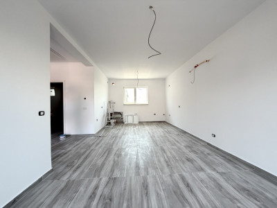 Casa individuala cu 3 camere - predare la cheie, in Sanandrei