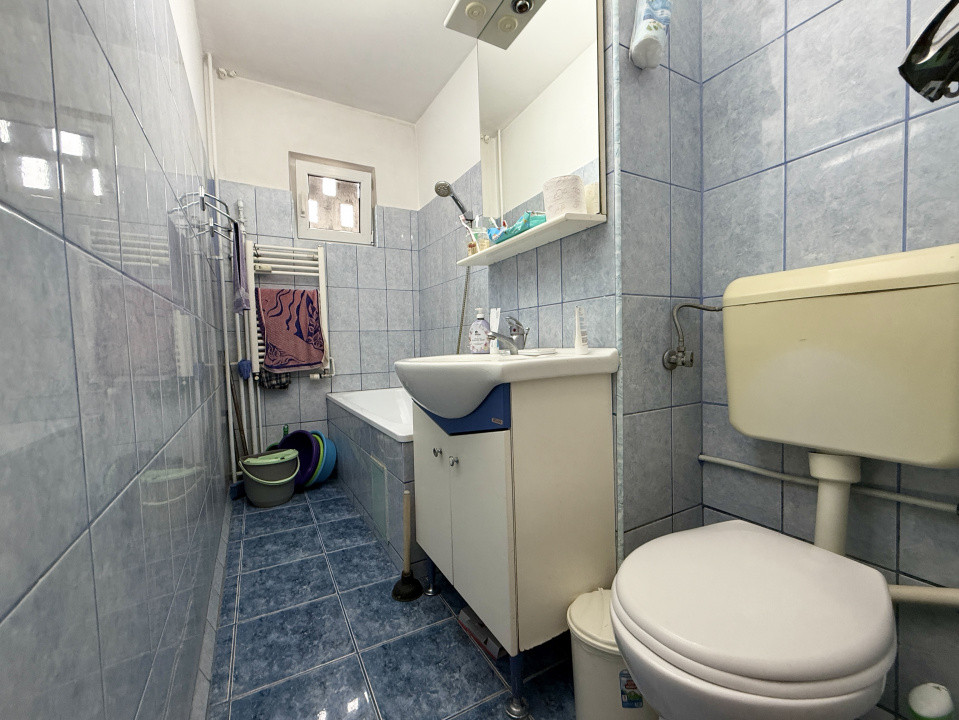 Apartament cu 3 camere de vanzare in Timisoara, zona Cetatii 5, foxfort.ro