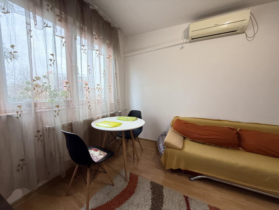 Apartament cu 3 camere de vanzare in Timisoara, zona Cetatii 9, foxfort.ro