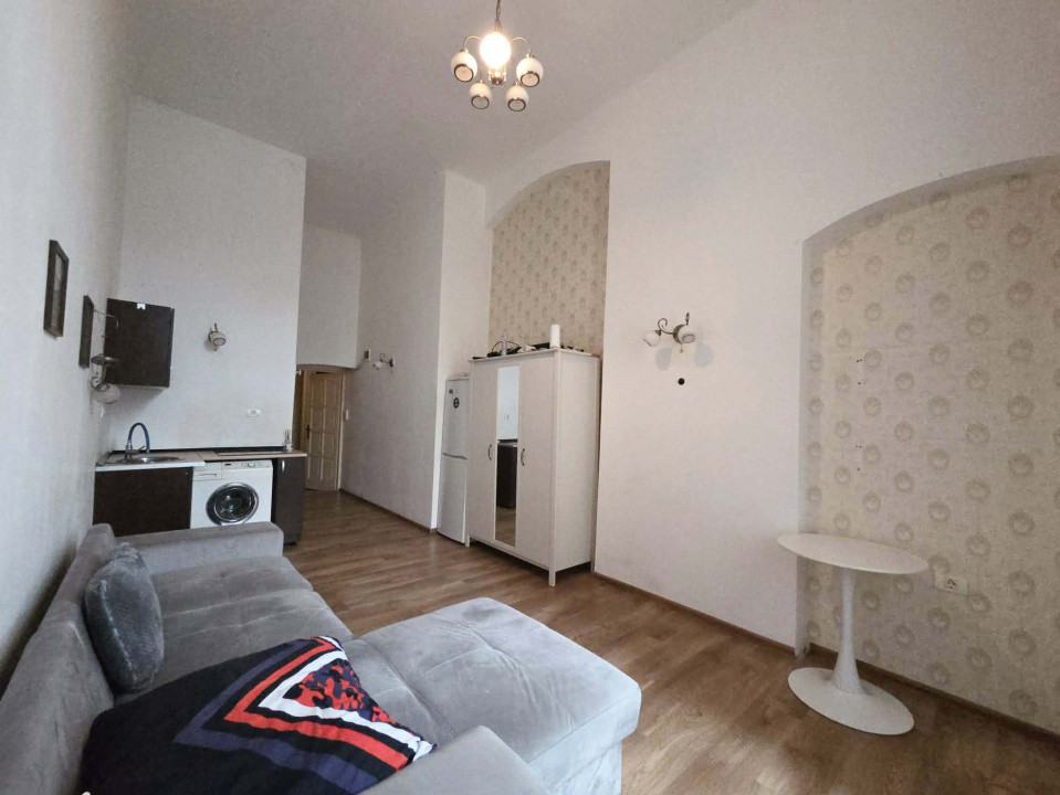 Apartament de inchiriat cu o camera in zona centrala - Arad 2, foxfort.ro
