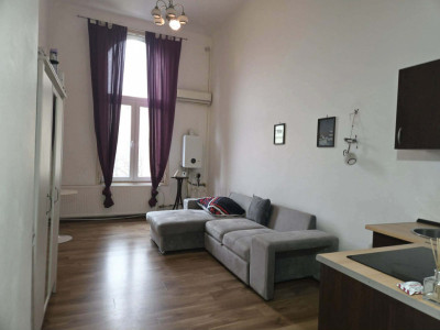 Apartament de inchiriat cu o camera in zona centrala - Arad