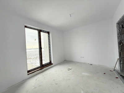 Duplex cu 4 camere de vanzare in localitatea Sacalaz