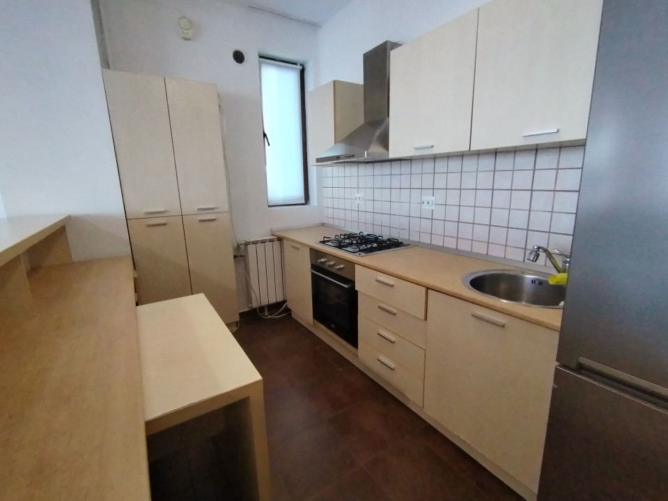 Apartament cu 2 camere de inchiriat in Timisoara, zona Lunei 3, foxfort.ro