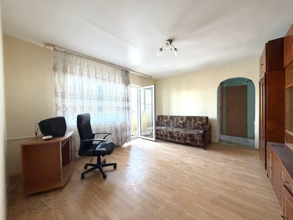 Apartament cu 2 camere semidecomandat, mobilat complet - zona Sagului 1, foxfort.ro