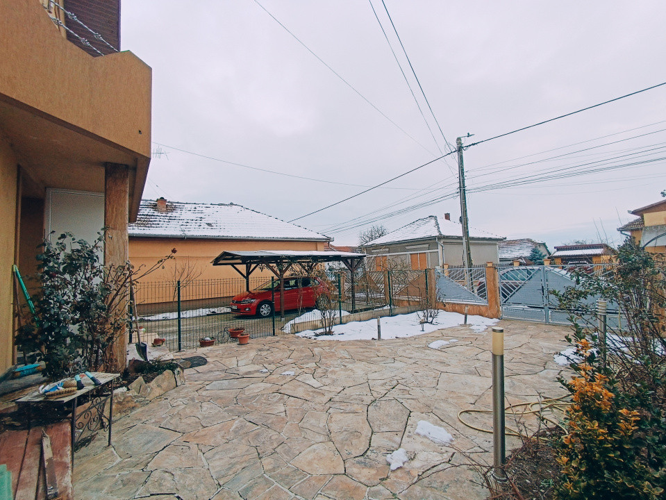 Duplex cu 4 camere, Parter + Mansarda, zona Giarmata Vii 24, foxfort.ro