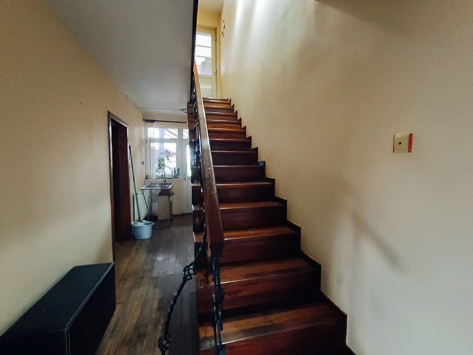 Duplex cu 4 camere, Parter + Mansarda, zona Giarmata Vii 17, foxfort.ro