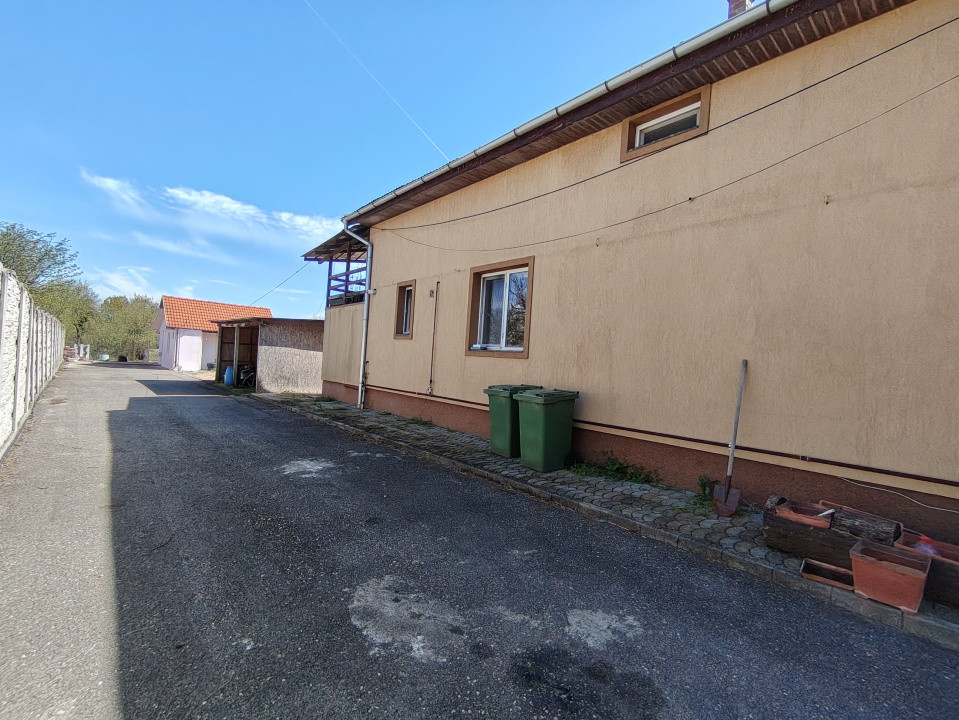 Comision 0% Duplex cu 4 camere, Parter + Mansarda, zona Giarmata Vii - V9206 34, foxfort.ro