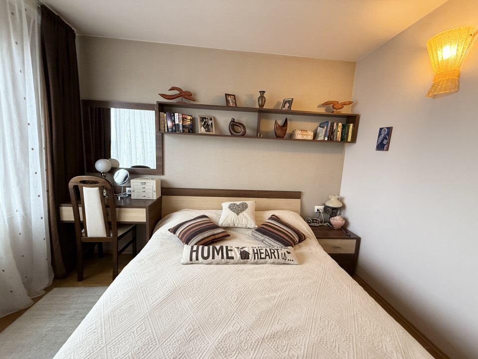 Apartament cu 3 camere de vanzare in Timisoara, zona Circumvalatiunii 22, foxfort.ro