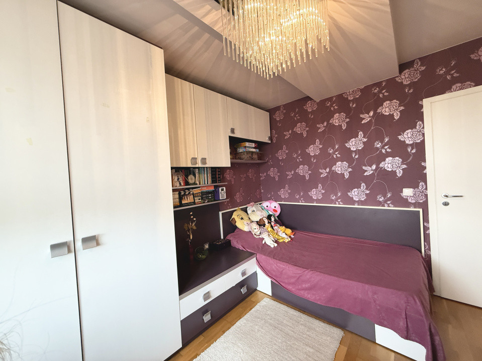 Apartament cu 3 camere de vanzare in Timisoara, zona Circumvalatiunii 26, foxfort.ro