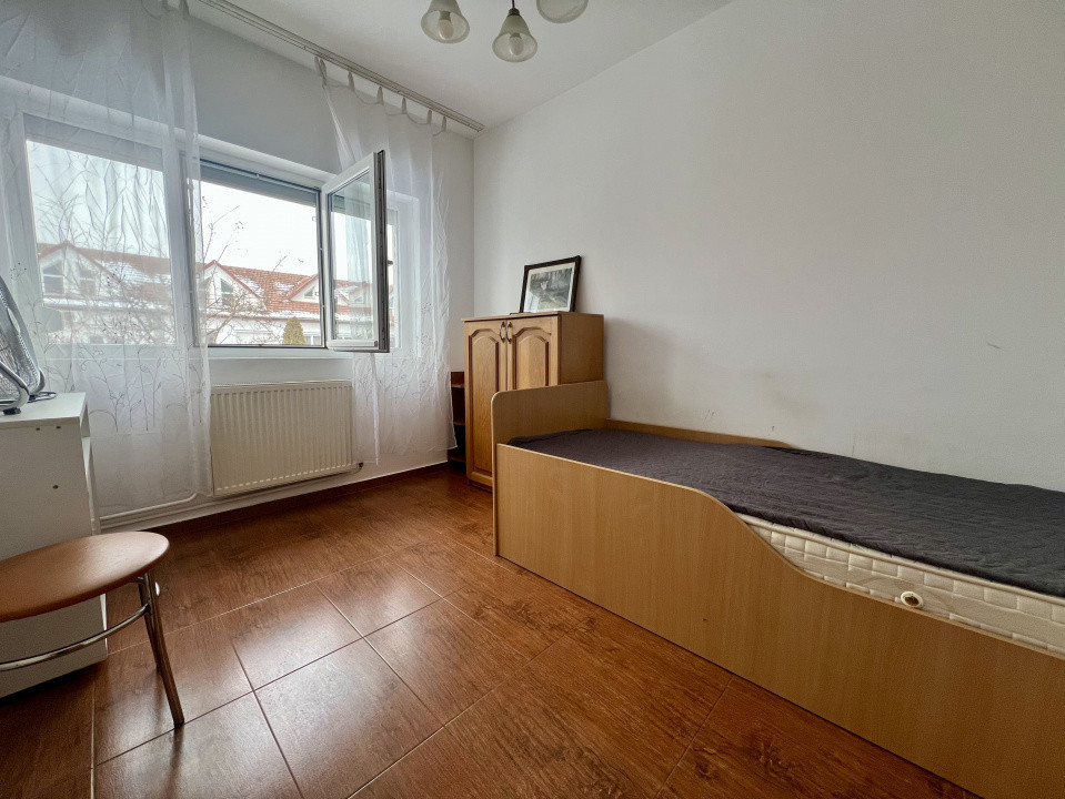 Casa insiruita cu 4 camere, de inchiriat, Timisoara, zona Lunei 9, foxfort.ro