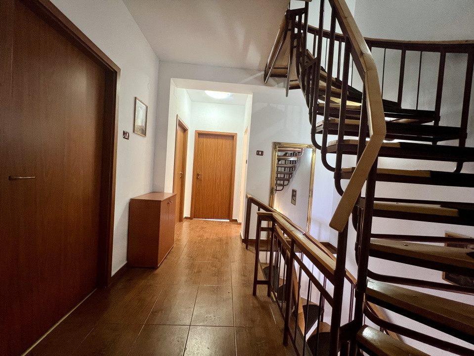 Casa insiruita cu 4 camere, de inchiriat, Timisoara, zona Lunei 14, foxfort.ro