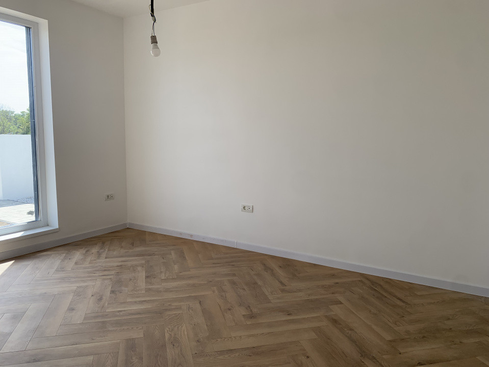 Casa individuala cu 4 camere si teren de 675 mp, zona Dumbravita 13, foxfort.ro