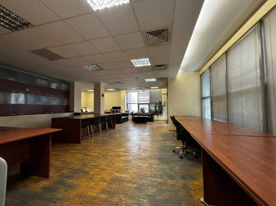 De inchiriat spatii birouri (SAD) in Complexul Studentesc, 180 mp utili 3, foxfort.ro