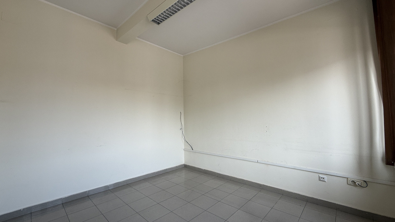 Birou de inchiriat 49.5 mp, zona Lipovei 9, foxfort.ro