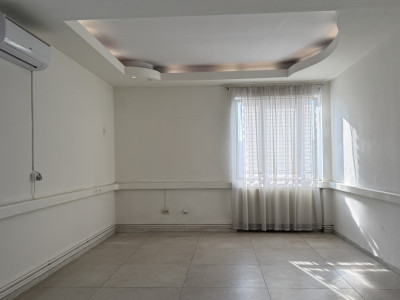 Birou de inchiriat 49.5 mp, zona Lipovei imagine mica 4, foxfort.ro