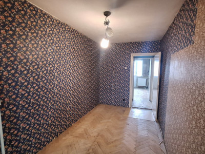 Apartament cu 3 camere + boxa, zona Sagului imagine mica 2, foxfort.ro