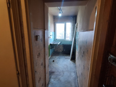 Apartament cu 3 camere + boxa, zona Sagului imagine mica 6, foxfort.ro