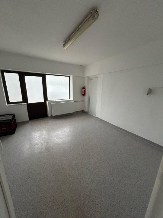 Hala industriala de inchiriat – productie/depozitare + birouri, zona Ronat 6, foxfort.ro