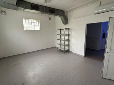 Hala industriala de inchiriat – productie/depozitare + birouri, zona Ronat imagine mica 4, foxfort.ro