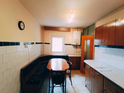 Apartament 2 camere, 56 mp, etaj 1, zona Steaua imagine mica 9, foxfort.ro