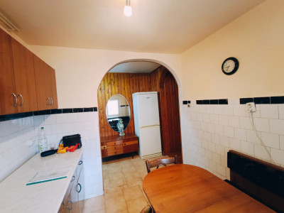 Apartament 2 camere, 56 mp, etaj 1, zona Steaua imagine mica 11, foxfort.ro