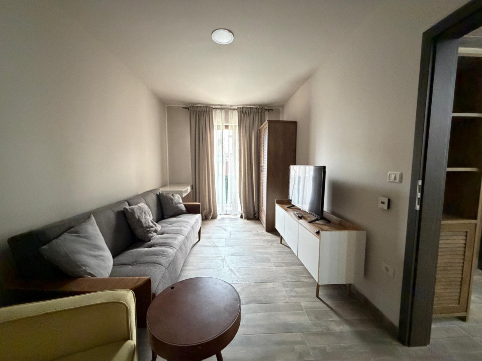 Apartament cu 2 camere, de inchiriat 48 mp utili, in zona Mircea cel Batran   5, foxfort.ro