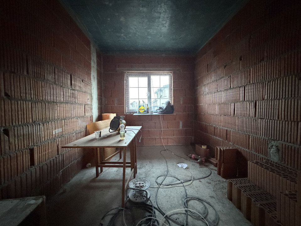 Duplex cu 3 camere de vanzare la cheie, finisaje la alegere in Sanandrei 9, foxfort.ro