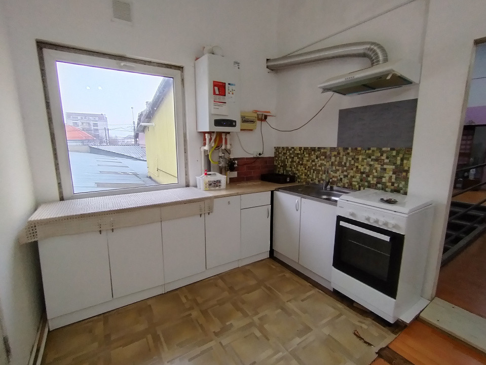 Spatiu cu 6 camere de inchiriat pentru muncitori in zona Brancoveanu 7, foxfort.ro