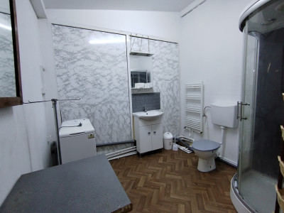 Spatiu cu 6 camere de inchiriat pentru muncitori in zona Brancoveanu imagine mica 6, foxfort.ro