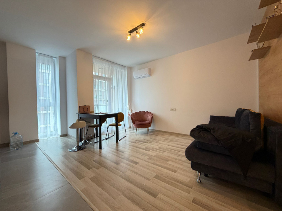 Apartament cu 2 camere de vanzare 52 de mp, in zona Torontalului 4, foxfort.ro