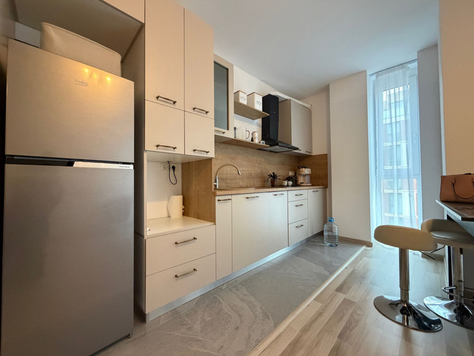 Apartament cu 2 camere de vanzare 52 de mp, in zona Torontalului 6, foxfort.ro