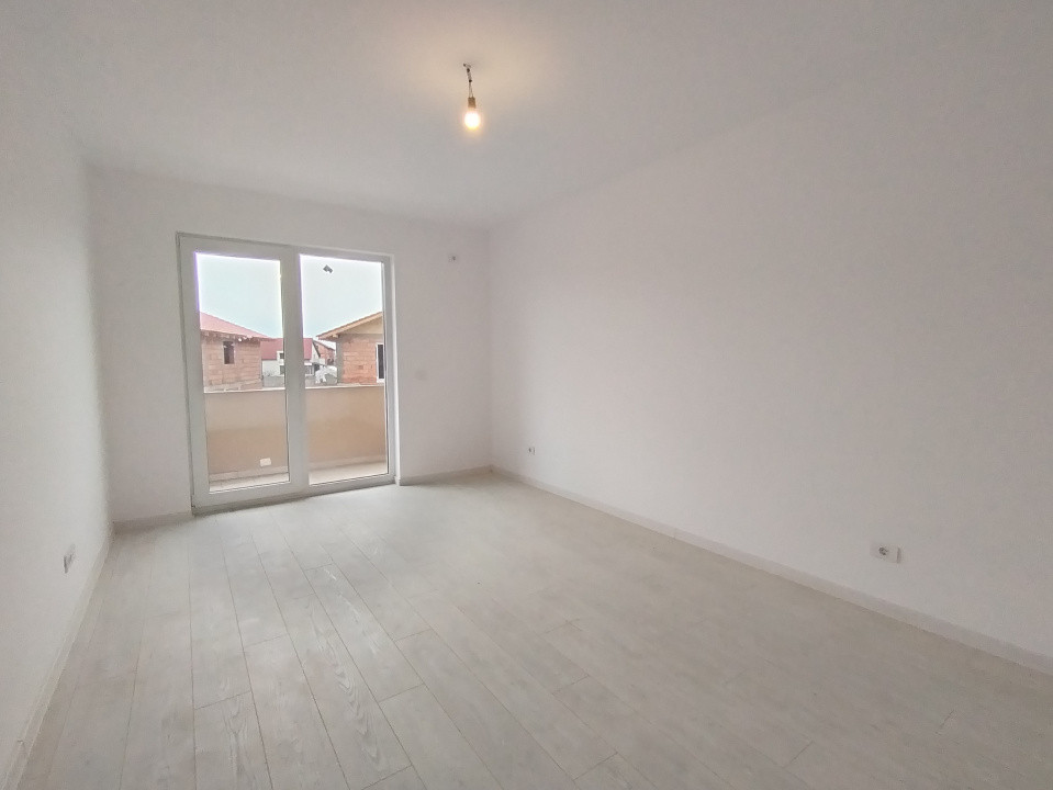 Apartament cu 2 camere de vanzare in Giroc 3, foxfort.ro