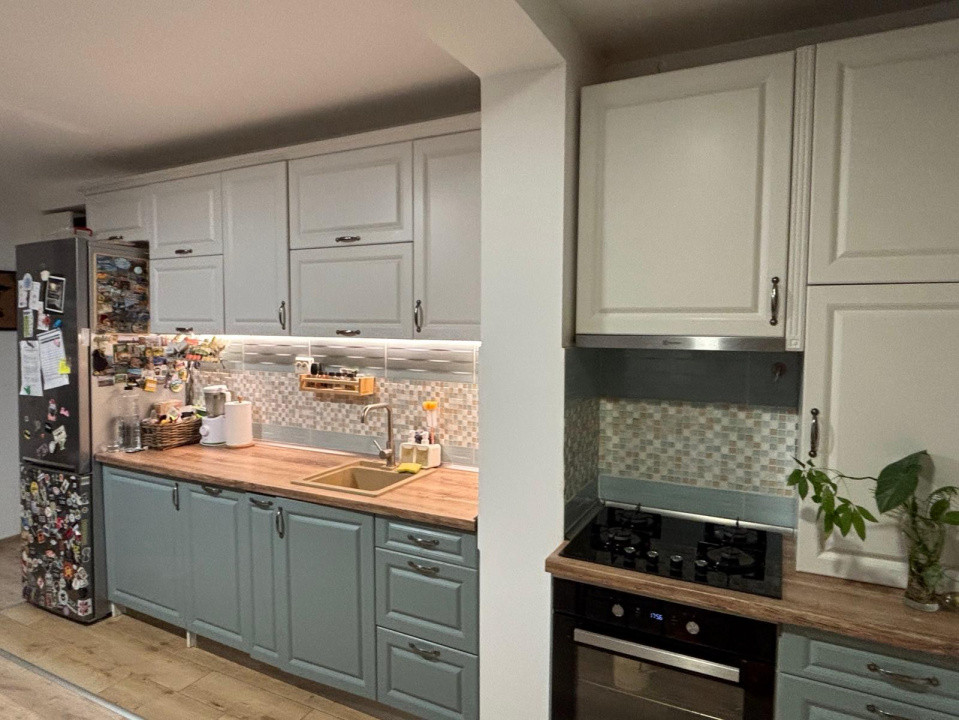 Apartament cu 3 camere de vanzare, zona Girocului 2, foxfort.ro