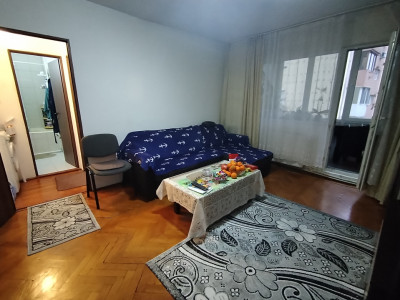 Apartament cu 2 camere de vanzare in zona Sagului