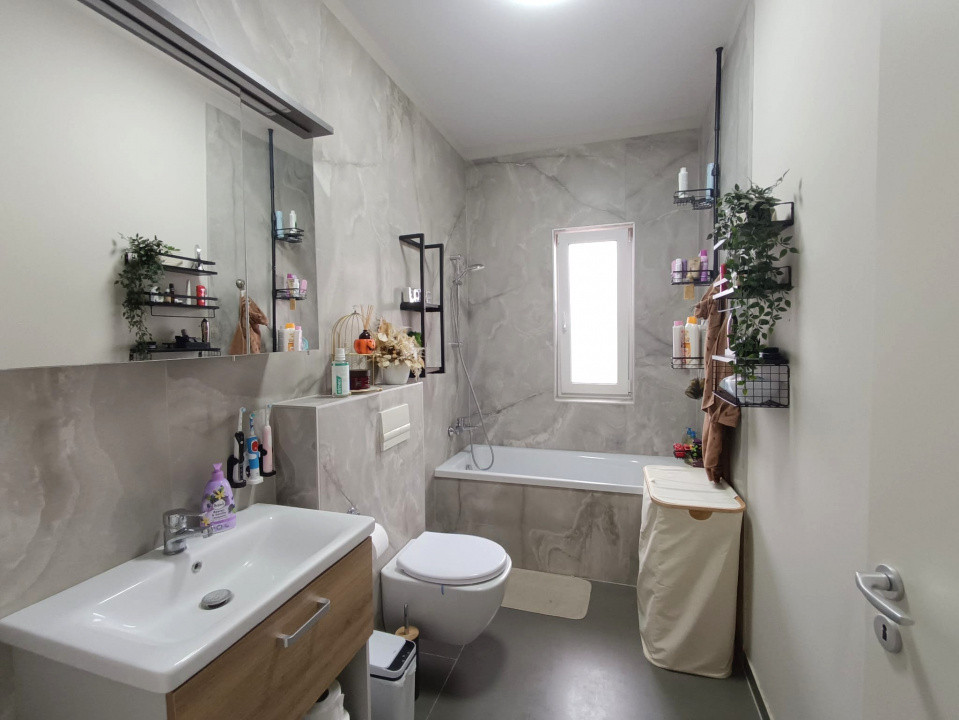 Triplex 4 camere, 110 mp, sistem smart home, zona Giroc  8, foxfort.ro