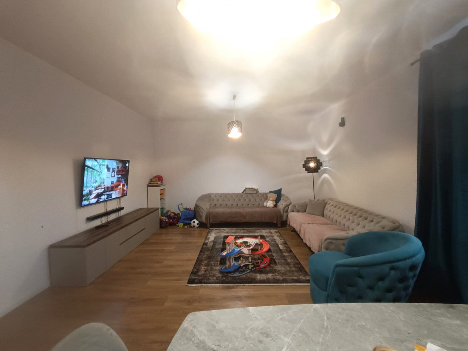 Triplex 4 camere, 110 mp, sistem smart home, zona Giroc  9, foxfort.ro