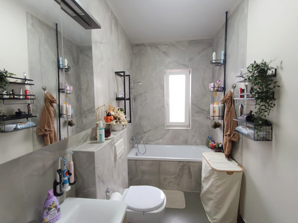 Triplex 4 camere, 110 mp, sistem smart home, zona Giroc  13, foxfort.ro