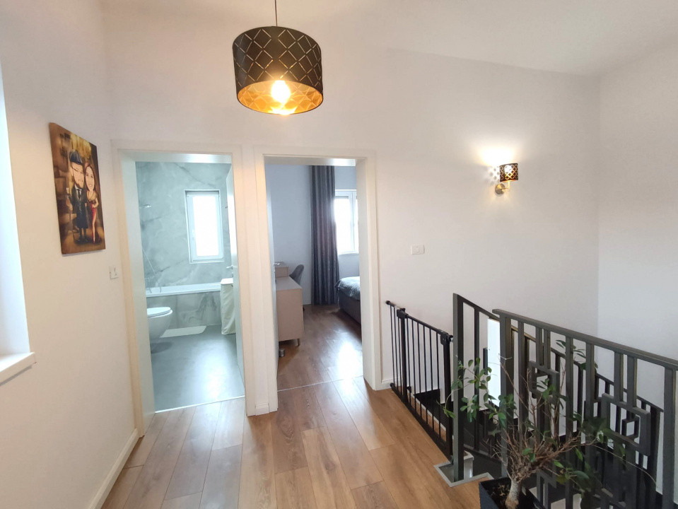 Triplex 4 camere, 110 mp, sistem smart home, zona Giroc  26, foxfort.ro