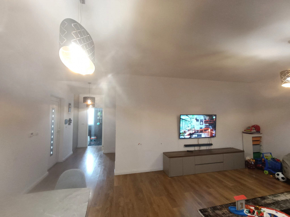 Triplex 4 camere, 110 mp, sistem smart home, zona Giroc  30, foxfort.ro