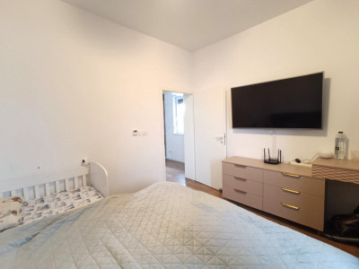 Triplex 4 camere, 110 mp, sistem smart home, zona Giroc imagine mica 6, foxfort.ro