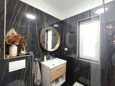 Triplex 4 camere, 110 mp, sistem smart home, zona Giroc imagine mica 15, foxfort.ro