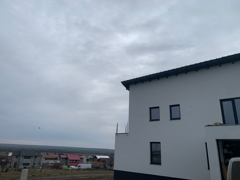 Casa individuala cu 5 camere si teren de 840 mp, Pischia 16, foxfort.ro