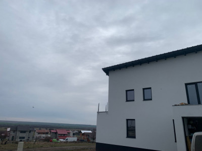 Casa individuala cu 5 camere si teren de 840 mp, Pischia imagine mica 16, foxfort.ro