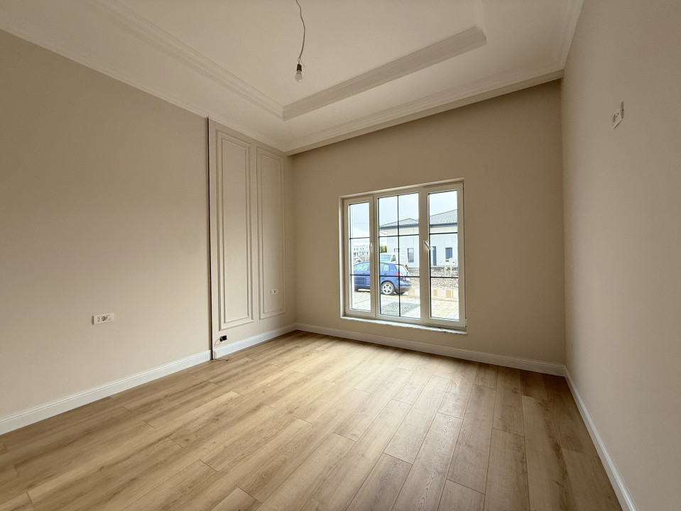 Duplex cu 4 camere si teren de 354 mp de vanzare in Sacalaz 15, foxfort.ro