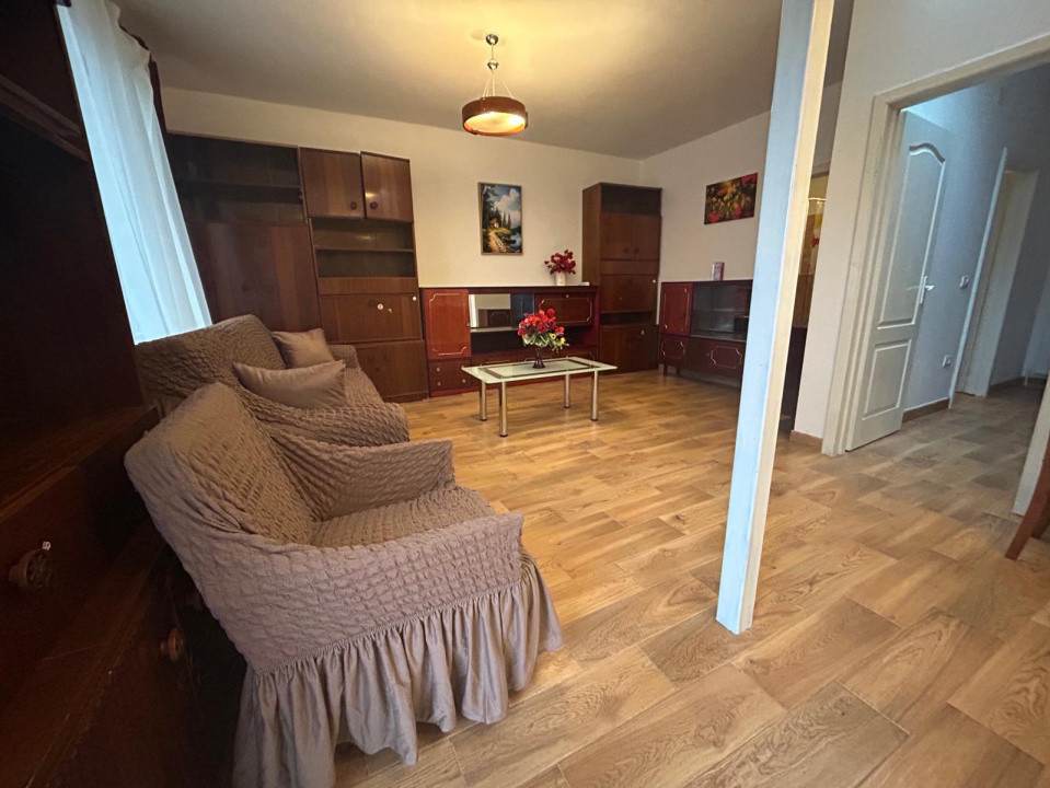 Apartament cu 2 camere de 80 mp de inchiriat in zona Sagului 2, foxfort.ro