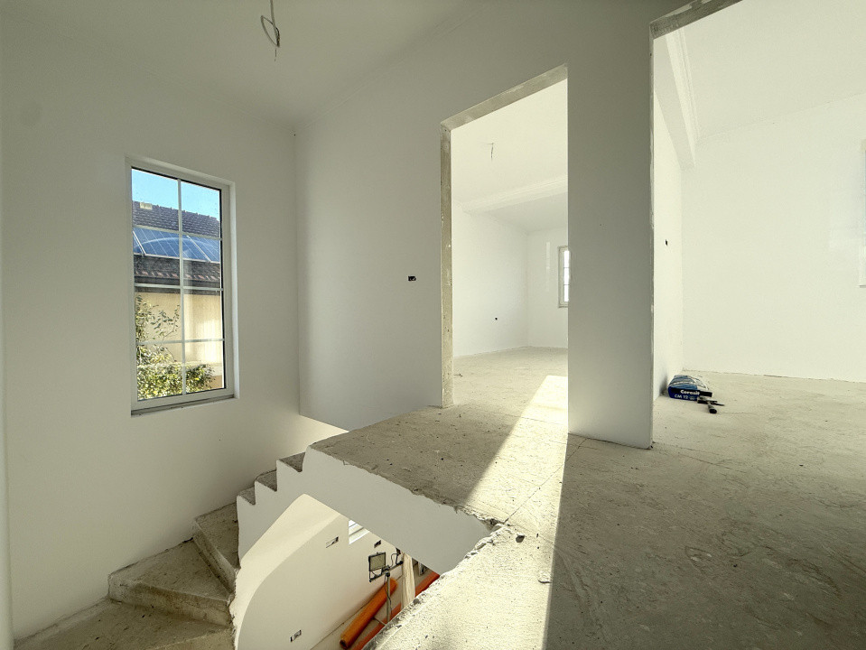 Duplex cu 5 camere despartit prin camera tehnica, in Giarmata 7, foxfort.ro