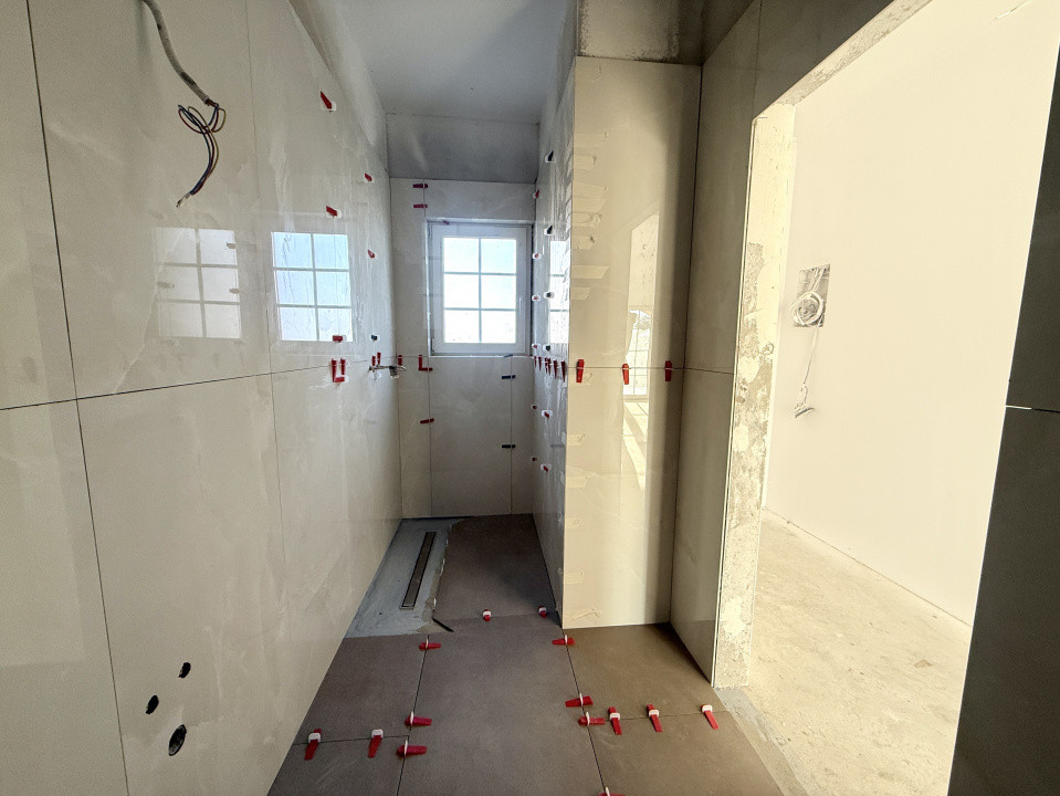 Duplex cu 5 camere despartit prin camera tehnica, in Giarmata 9, foxfort.ro